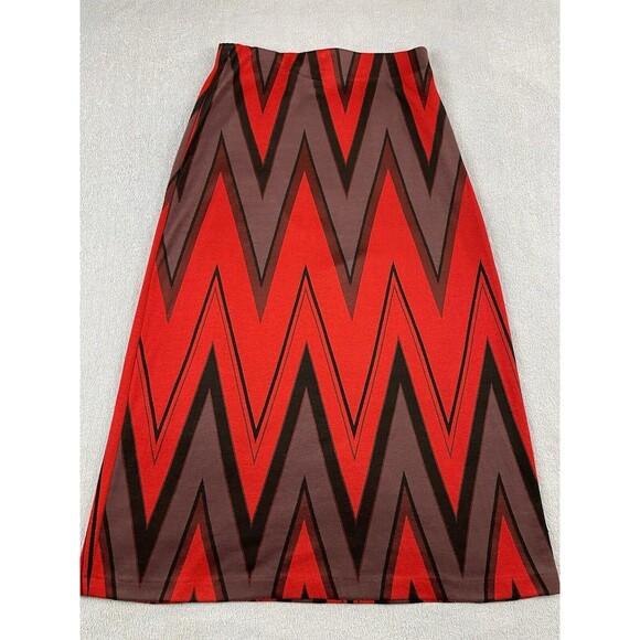 ECI New York Maxi Skirt Women’s Size Medium Red Black Knit Zig Zag Pattern - Picture 1 of 9